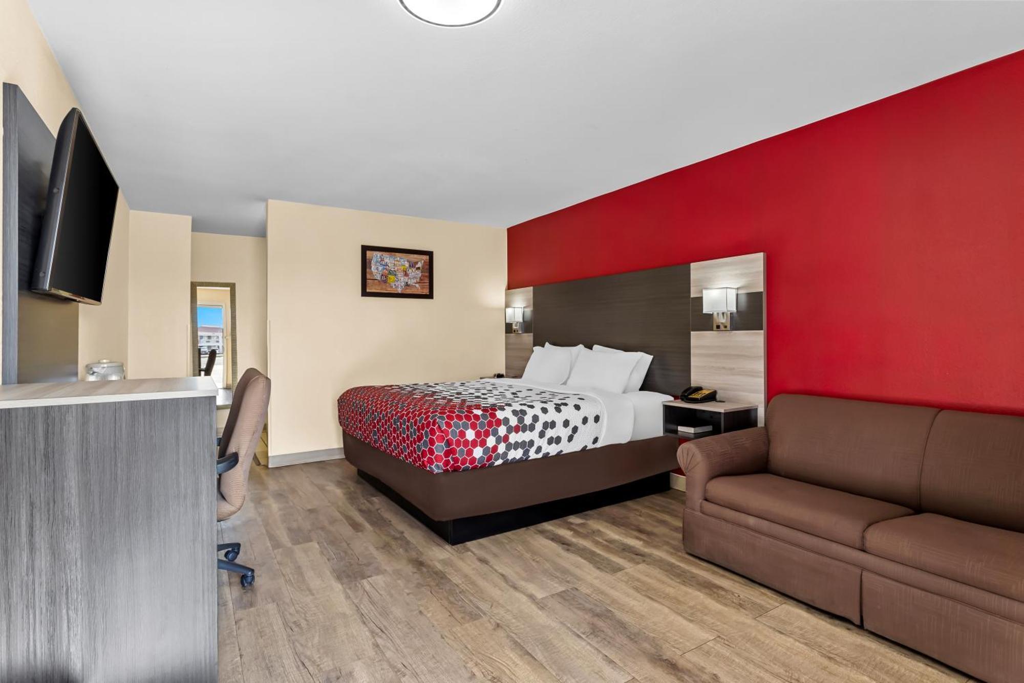 Econo & Hotel 3*