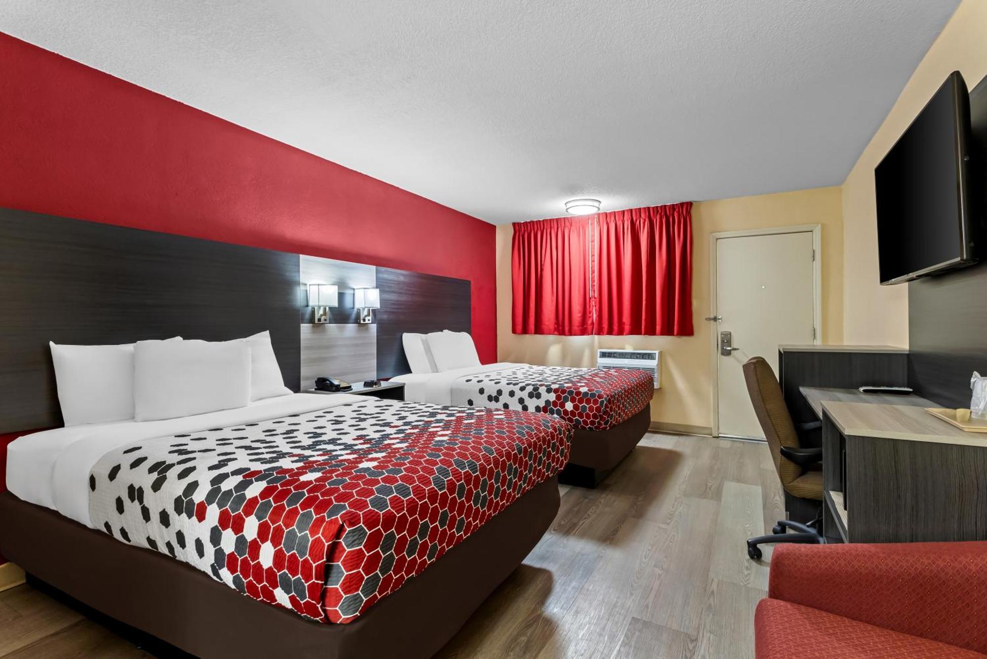 Econo & Hotel